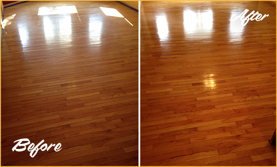 Before and After Picture of a Kissimmee Wood Sand Free Refinishing Service on a Room Floor to Remove Scratches