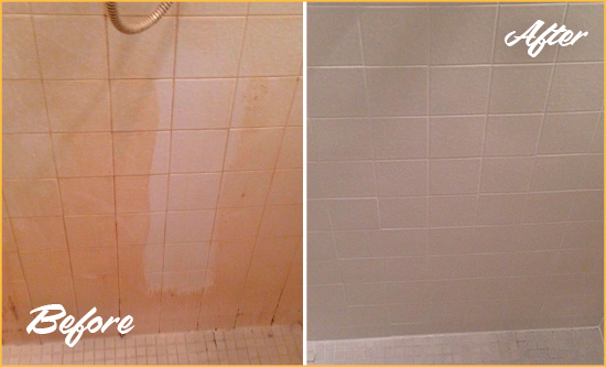 Before and After Picture of a Narcoossee Porcelaine Shower Cleaned to Remove Soap Scum